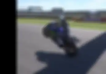 Bikin Senyum, Maverick Vinales Pamer Wheelie Naik Motor MotoGP, Tapi Bukan Beneran