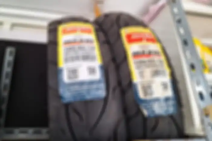 Sikat nih ban motor murah untuk motor matic dijual mulai Rp 100 ribuan.