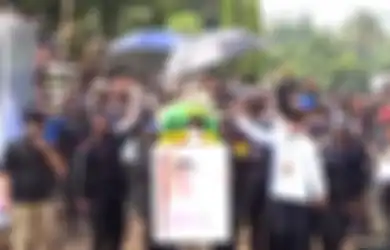 Diungkap Oleh Sepupu, Mendiang Eril Udah Suka Berbagi Sejak Kecil dan Enggak Pandang Status Sosial Orang Lain