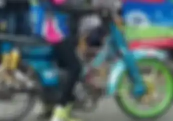 Coba Tebak, Ada Yang Anehkah Foto Motor Yamaha Jadul Ini?