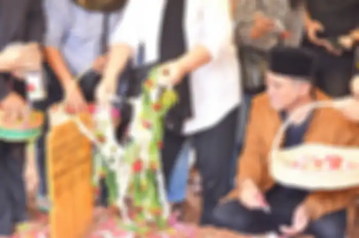 Ria Irawan Tutup Usia , Pusara Jadi Saksi Air Mata Mayky Wongkar