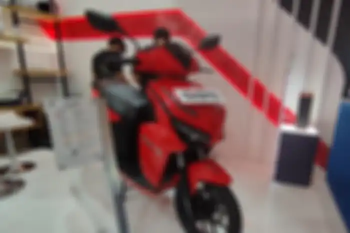 Gesits tidak menaikan harga jual motor listrik selama program insentif Rp 7 juta masih berlangsung.