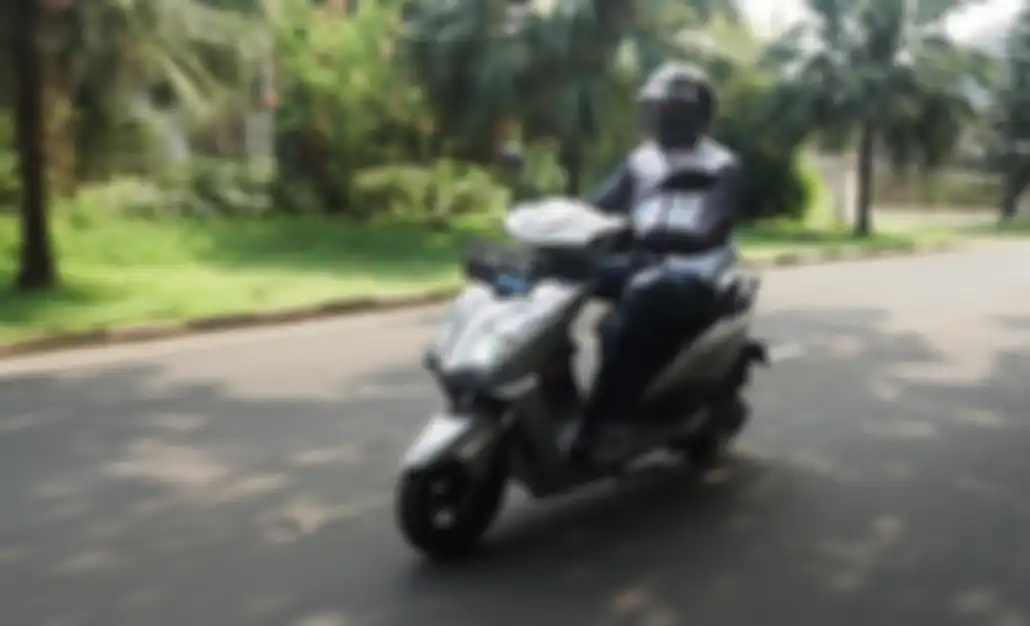 Test ride motor listrik Rakata X5