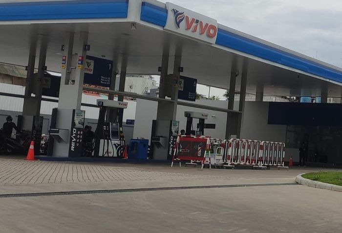 Revvo 92 di SPBU Vivo, harga per Februari 2023 Rp13.800 per liter