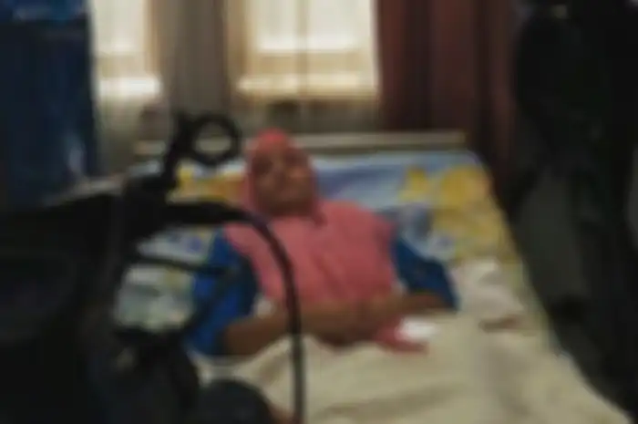 Renita Sukardi, salah satu artis yang meninggal karena kanker payudara