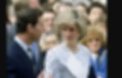 5 Bukti Menawannya Princess Diana Pakai Outfit Polkadot (Part 1)