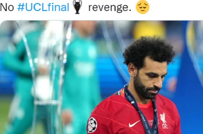 Ekspresi kekecewaan Mohamed Salah usai Liverpool kalah dari Real Madrid di final Liga Champions 2021-2022.