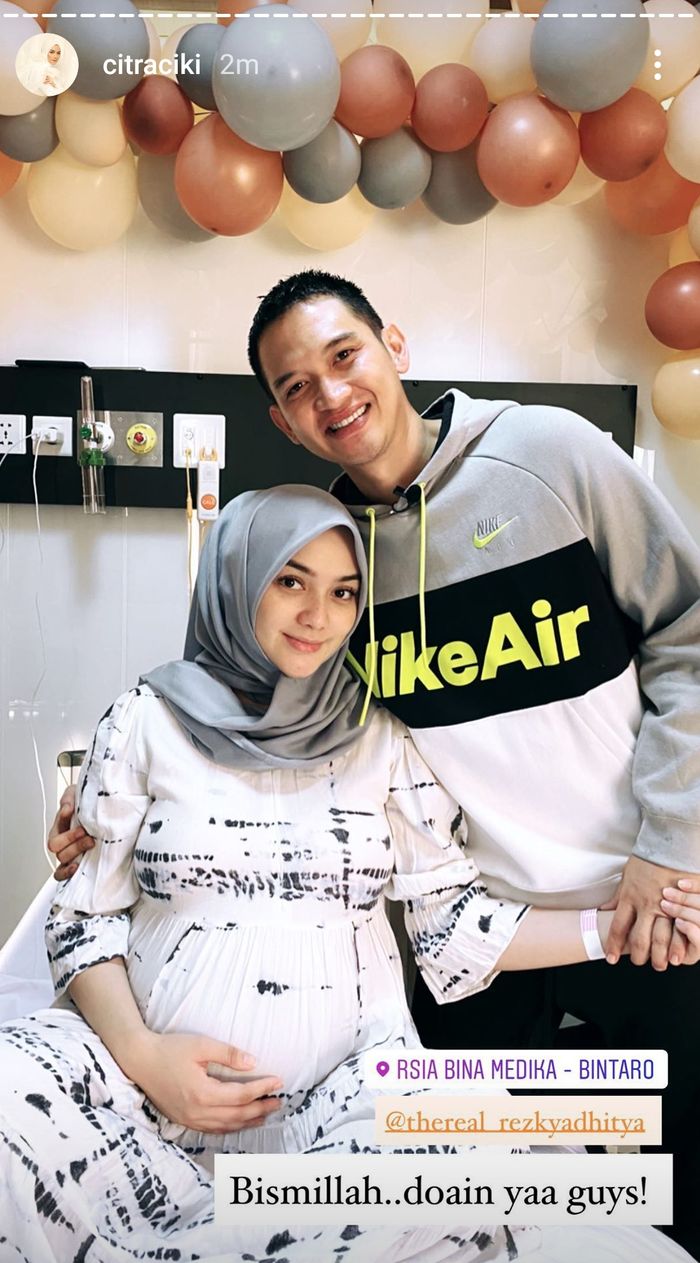 Citra Kirana bersiap untuk proses persalinan.