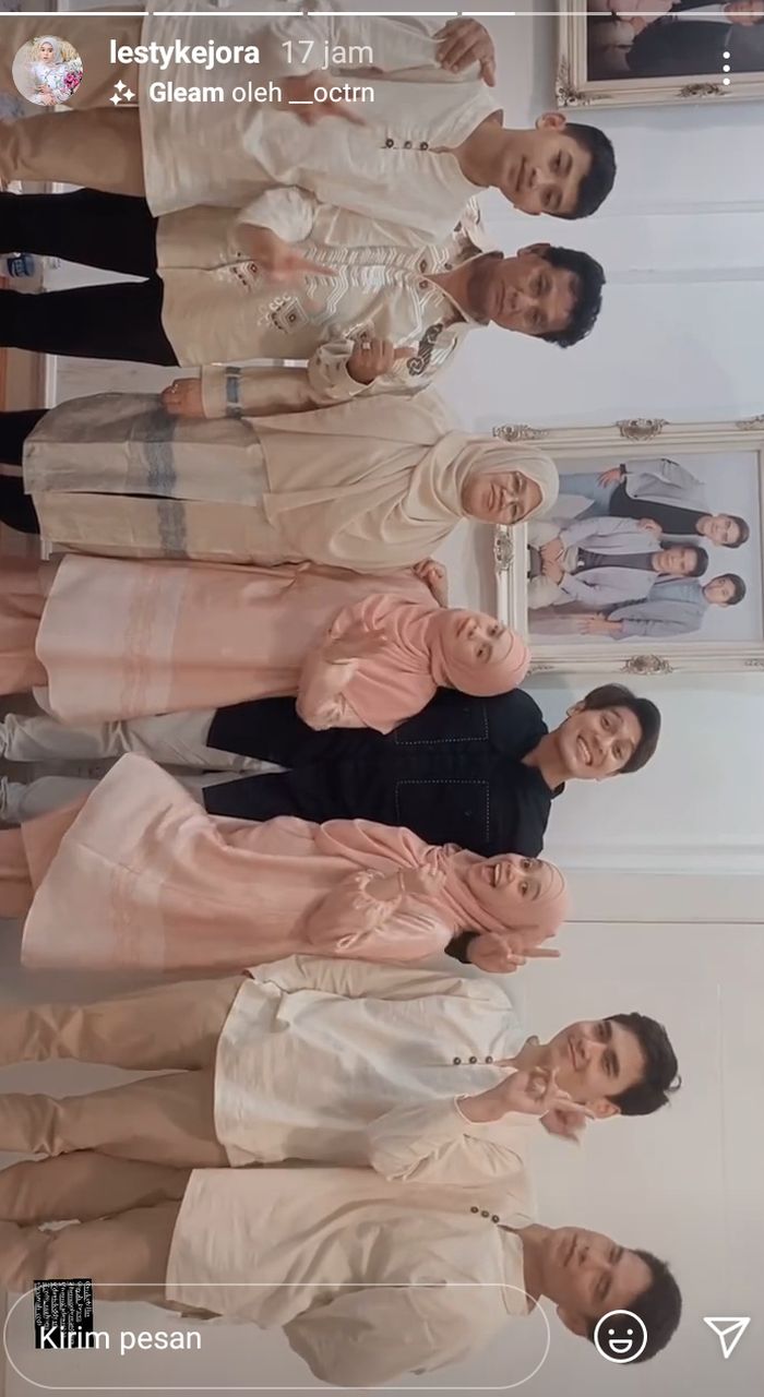 Rizky Billar dan Lesty Kejora merayakan Idul Fitri bersama