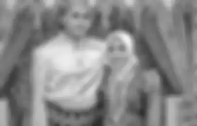 Beda Usia 15 Tahun, Brondong Ini Mantap Nikahi Janda Kaya Raya Muzdalifah, Kelakuannya Bikin Syok Anak Tiri