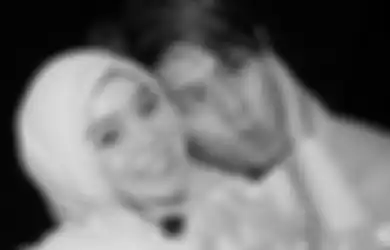 Hubungannya Direstui Fans Satu Indonesia, Lesty Kejora Sampai Dapat Hadiah Gaun Pengantin dari Penggemarnya, Calon Istri Rizky Billar: Ikhlasnya Mereka Luar Biasa...