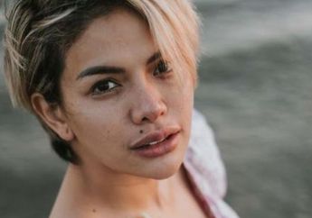 Gelontorkan Uang Rp200 Juta untuk Bantu Korban Banjir, Nikita Mirzani Berharap Langkahnya Diikuti Rekan Artis Lainnya
