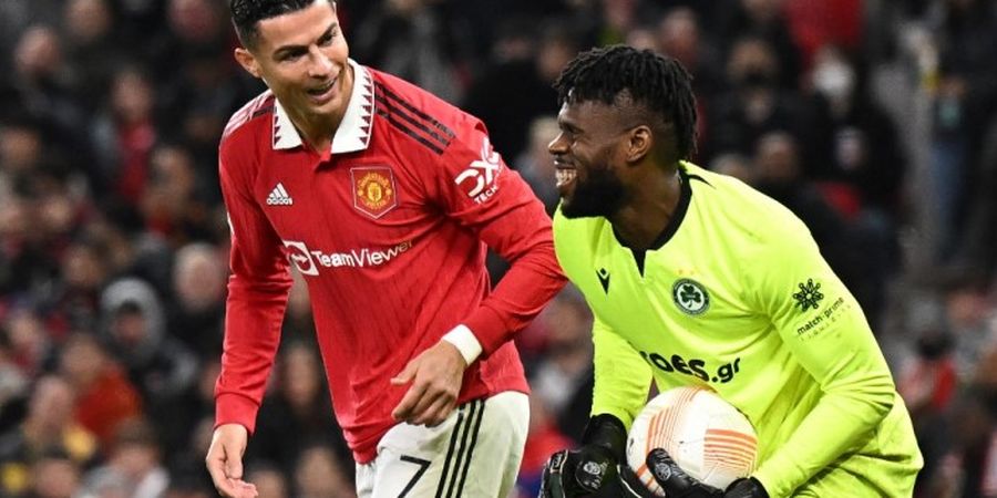 Ini Alasan Kiper Sakti Omonia Cengar-cengir Usai Dibobol Man United