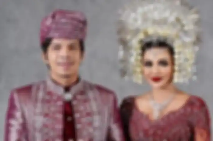 Makin Lengket Bak Perangko hingga Pamer Gendong-gendongan Mesra di Kolam Renang, Atta Halilintar Mendadak Ungkit Soal Hidupnya yang Sudah Penuh Ujian Sejak Kecil: yang Lain Gak Usah Ikut Campur!