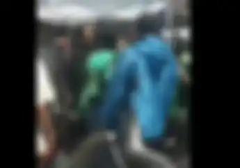 Tegang Debt Collector Nyaris Baku Hantam Lawan Driver Ojol di Medan, Warga Berhamburan