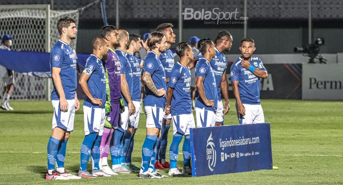 Skuat Persib Bandung sedang berfoto tim dalam laga pekan keempat Liga 1 2021 di Stadion Indomilk Arena, Tangerang, Banten, 23 September 2021.