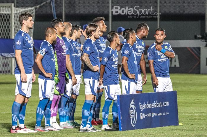 Skuat Persib Bandung sedang berfoto tim dalam laga pekan keempat Liga 1 2021 di Stadion Indomilk Arena, Tangerang, Banten, 23 September 2021.