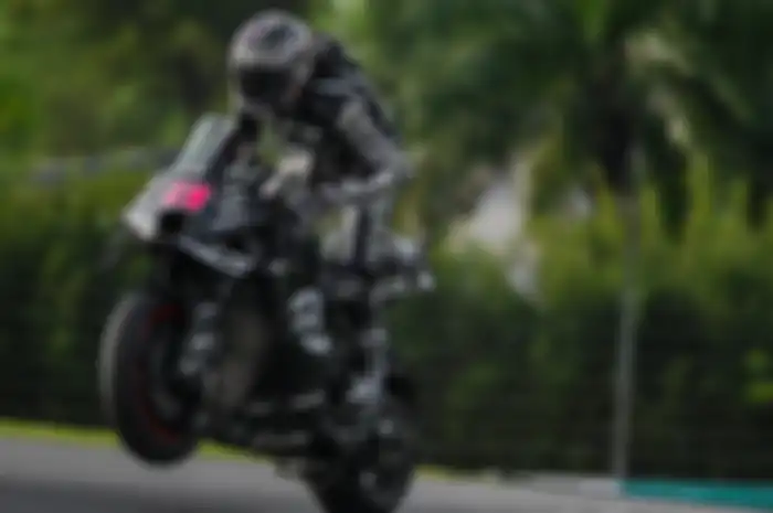 Aleix Espargaro bilang Aprilia memiliki dua kelemahan utama