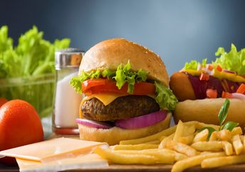 Suka Makan Fast Food? Ini loh Bahayanya Bagi Tubuh Kamu!