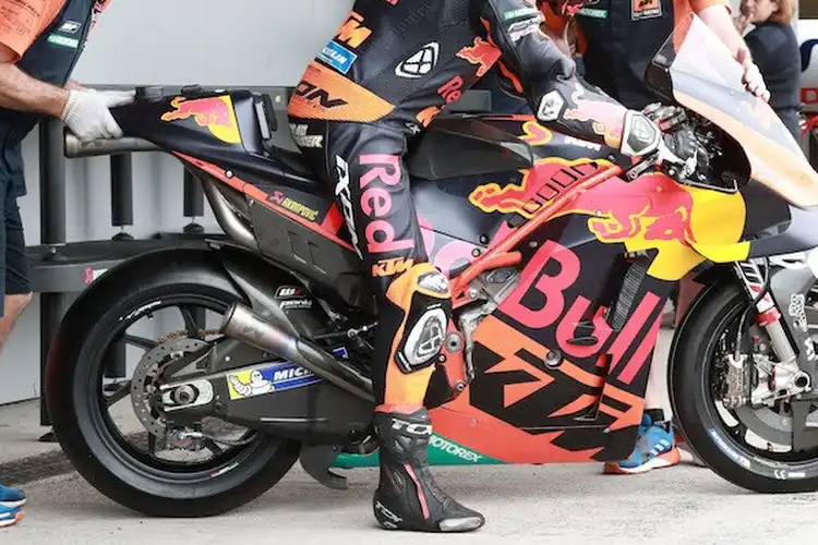 Banyak Yang Gak Tahu, Swing Arm Serat Karbon di Motor MotoGP, Harganya Itu Bisa Tembus Rp 4 Miliar