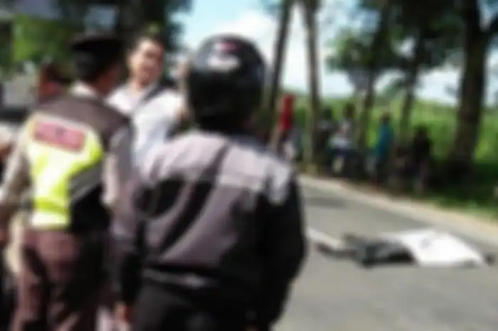 Pengendara Honda Vario diduga menjadi korban tabrak lari