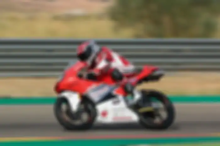 Mario Suryo Aji, pembalap Indonesia yang tampil di CEV Moto3 Aragon padahal baru sembuh cedera langsung finish 10 besar diapresiasi Junior Talent Team