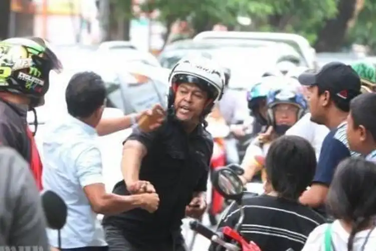 Sering Meresahkan Pemotor, MK Putuskan Debt Collector dan Leasing Dilarang Sita Motor yang Nunggak Kredit