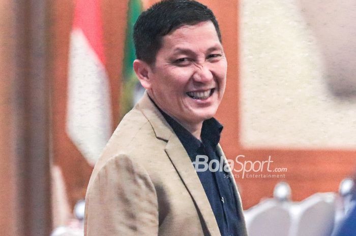 Direktur PT LIB (Liga Indonesi Baru), Ferry Paulus, mengaku akan melobi pengelola SUGBK demi laga Persija melawan Persib.