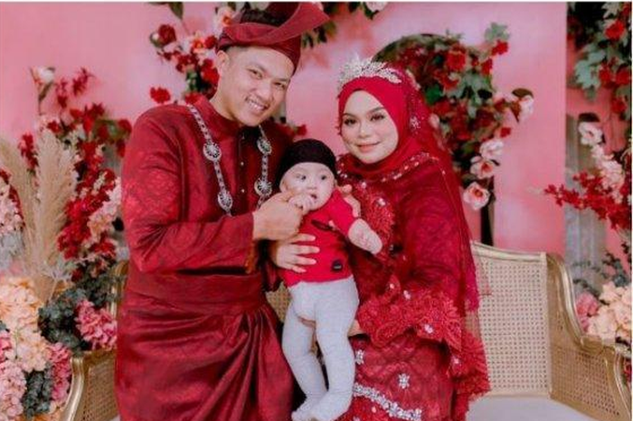 Viral pengantin bikin heboh di pelaminanan.