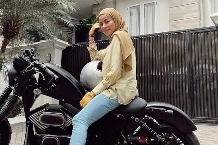 Wuih, Artis Cantik Olla Ramlan Bakal Riding Bareng HDCI Ke Sumatera Bike Week 2022