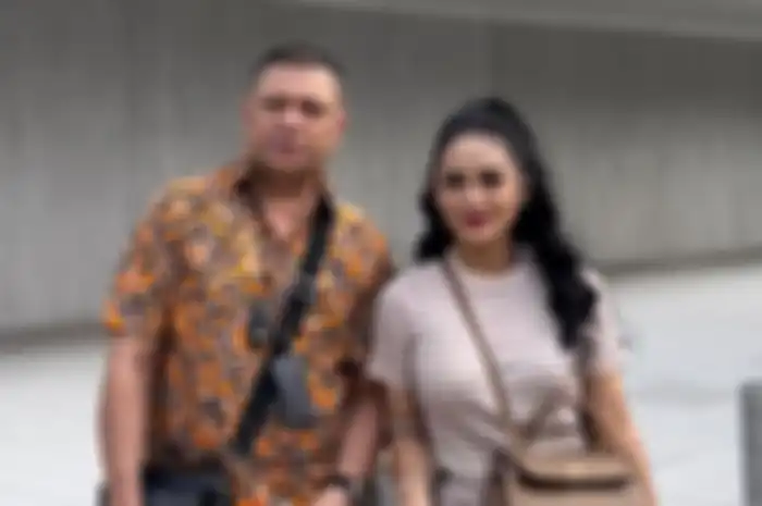 Krisdayanti dan Raul Lemos