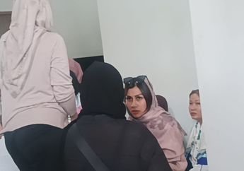 Nisya Ahmad Melayat ke Rumah Duka Ibunda Jeje Govinda