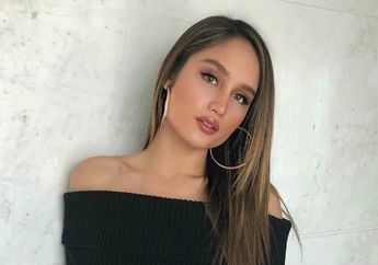 Seksinya Cinta Laura Pakai Crop Top dan Hotpants Pamer Perut Sixpack, Netizen: Hot Banget!