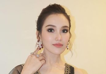 Selalu Totalitas di Acara Keluarga, Ayu Ting Ting Pakai Baju Desainer di Ulang Tahun Keponakan Tercinta!