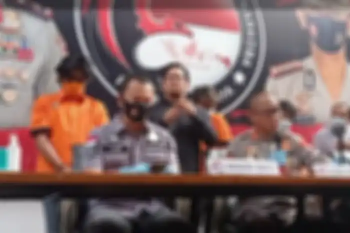 Anak pedangdut Rita Sugiarto, Raffi Zimah telah diamankan Unit 2 Subdit Diresnarkoba, Polda Metro Jaya.