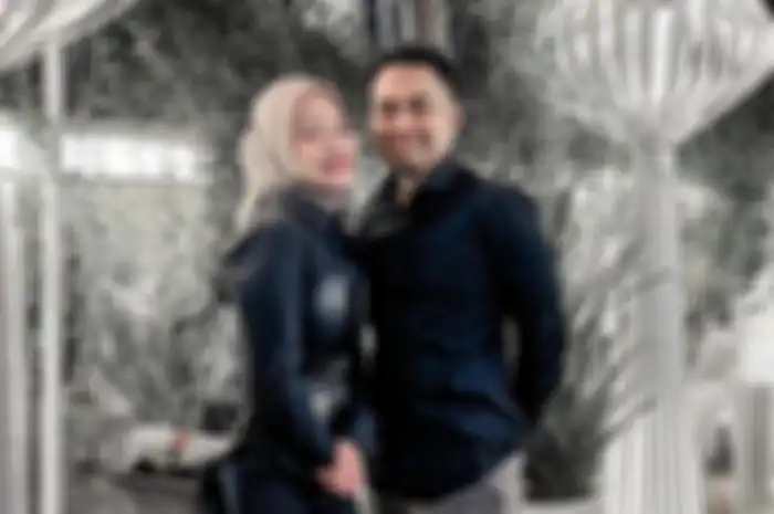 Nathalie Holscher dan sosok pacarnya, Fariz