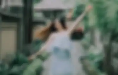 Anggun Tak Terbantahkan! Intip 5 Gaya Febby Rastanty saat Pakai Dress