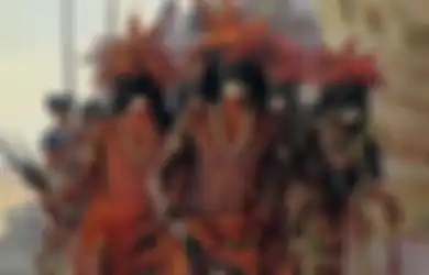 Menari-nari Sambil 'Menggigit-gigit' Ular Hidup di Mulut, Inilah Tradisi Suku Pedalaman yang Laki-laki Dewasanya Harus 'Lolos Tes' untuk 'Diterima'