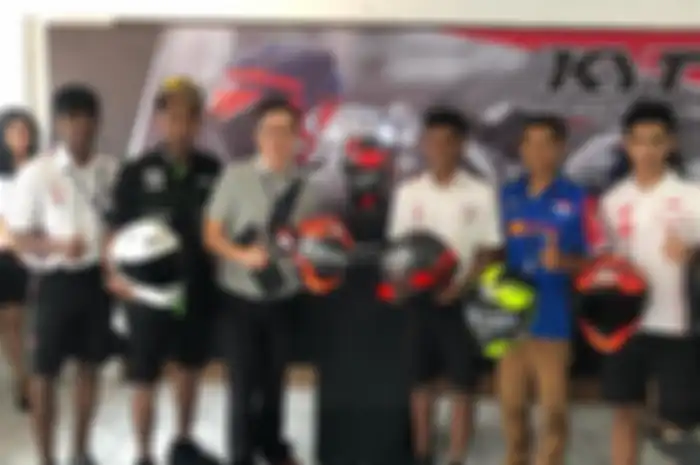 KYT Luncurkan Helm Berstandar MotoGP