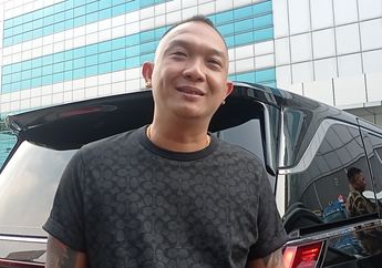 Bak Bumi dan Langit dengan Edward Akbar, Jhon LBF Persilakan Kimberly Ryder Gunakan Mobil Pemberiannya untuk Keperluan Anak