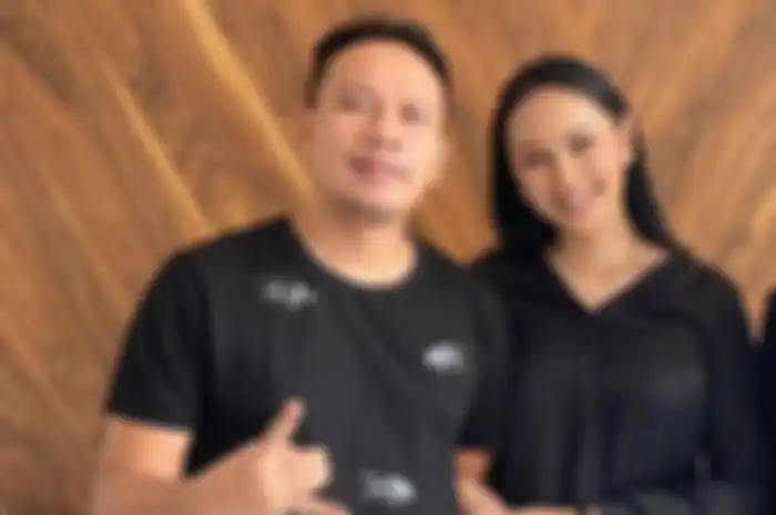 Vicky Prasetyo dan Kalina Ocktaranny.