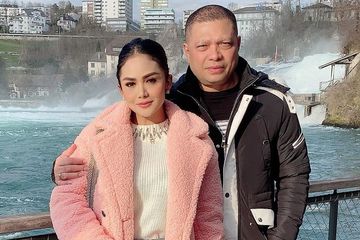 Krisdayanti dan Raul Lemos