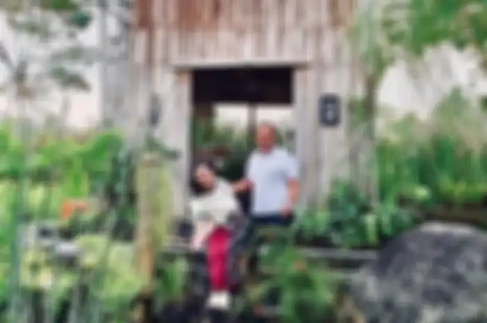 Agus Surya Bakti dan Bella Saphira