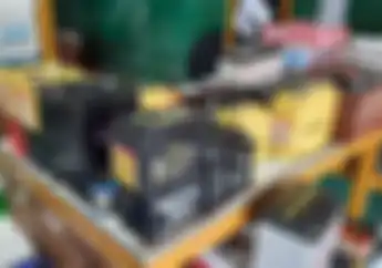 Ciri-Ciri Aki Motor Musti Ganti Baru, Cek Area Fisik Aki Juga Bisa Dicoba