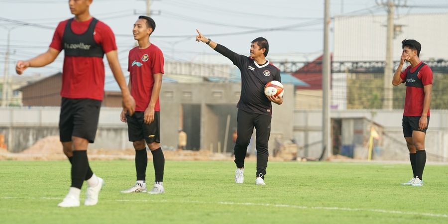 Timnas U-22 Indonesia Gelar Latihan Perdana, Warganet Soroti Lapangan di Kamboja: Lebih Bagus dari Vietnam