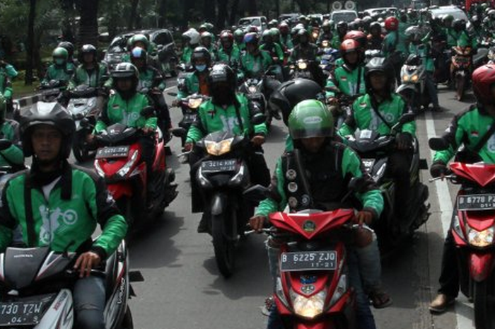 Ilustrasi driver ojek online