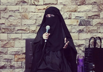 Kehilangan Orang Tersayang dan Rumah Dibakar Orang Tak Dikenal, Momen Ini Jadi Titik Bangkit Umi Pipik