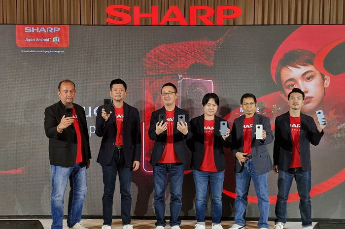 Sharp Aquos R8s Pro & R8s resmi meluncur di Indonesia membawa sensor kamera 1 inch dengan chipset Snapdragon 8 Gen 2