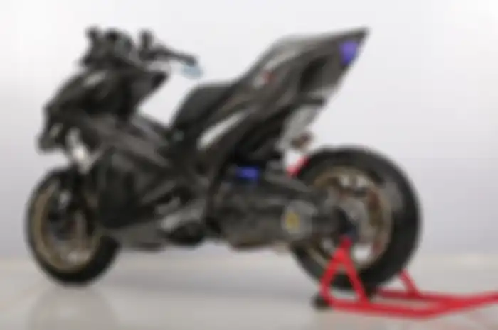 Yamaha Aerox 155 Bodi full carbon kevlar ala winter test motogp pemenang Customaxi Pontianak, modifikasinya patut diacungi dua jempol