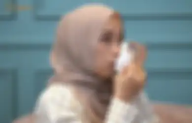 Pintu Maaf Sudah Tertutup, Bak Jijik Lihat Muka Nissa Sabyan, Ririe Fairus Pilih Gunakan Foto Sang Pelakor Jadi Alas Duduk Ketimbang Ini!